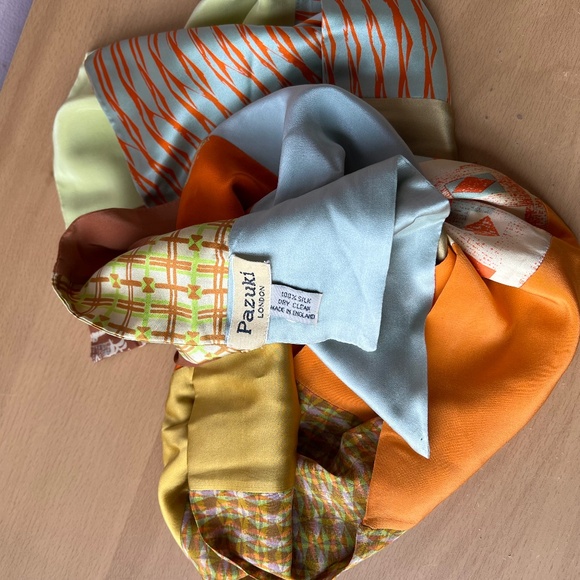 Accessories - VINTAGE PAZUKI LONDON 100% SILK DOUBLE SIDED OBLONG SCARF VIBRANT COLORS MINT